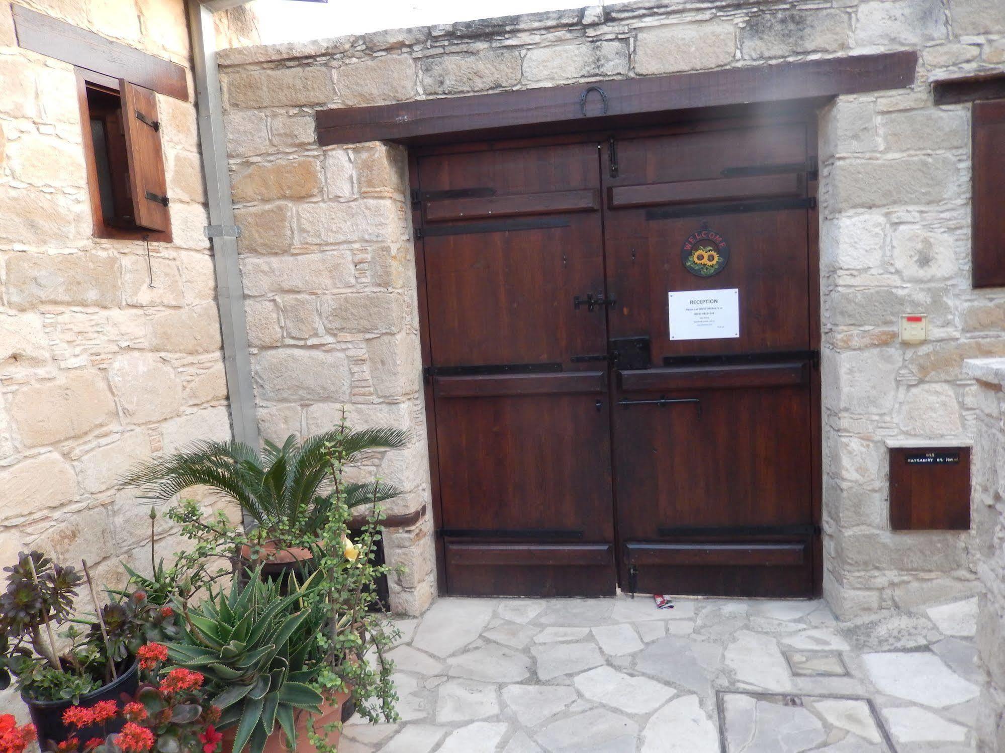 Daire Niki's House Limasol